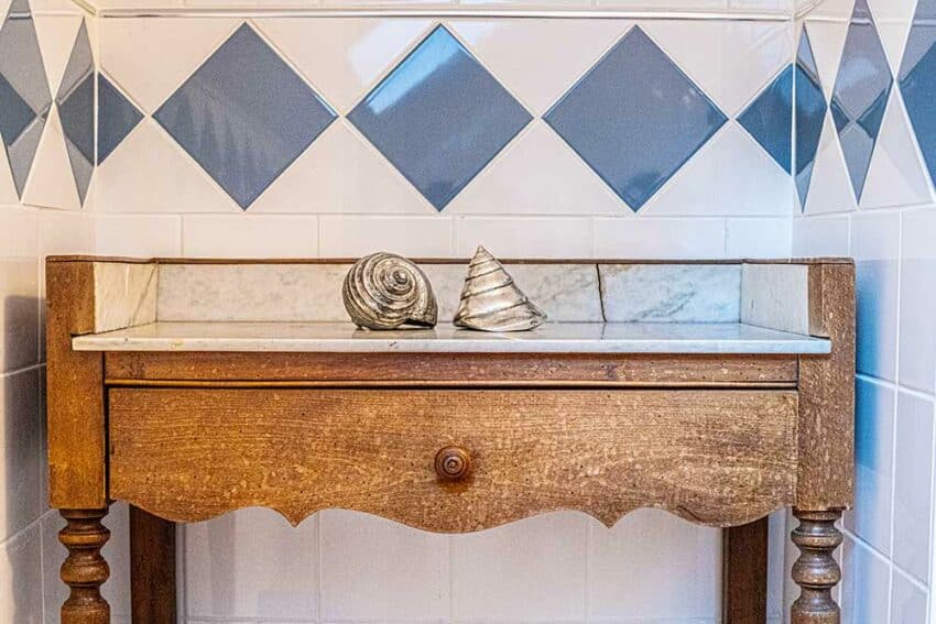 Contacter Absalom spécialiste de l'incontinence fécale